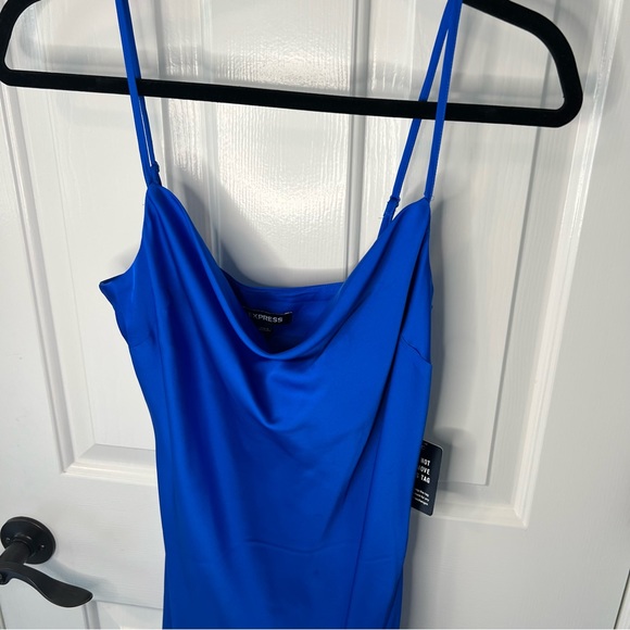 Express cowl neck blue maxi dress w/ slit and adjustable straps. SIZE small - Picture 4 of 9